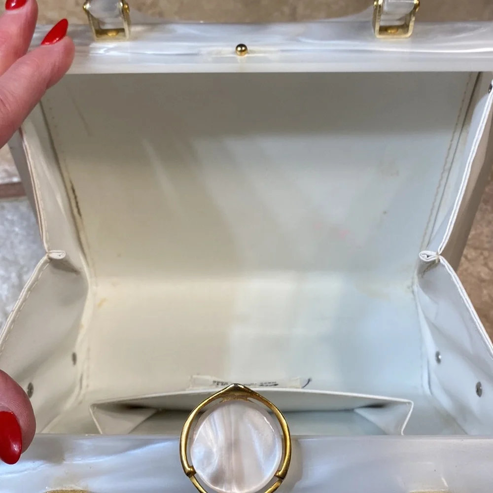 1950s Stylecraft Miami Lucite Top Handle Box Bag - Picture 7 of 7